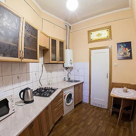 Квартира Подобово На Вулиці Чорновола 31 Біля Форуму У Місті Львові Біля Малевича Exterior photo