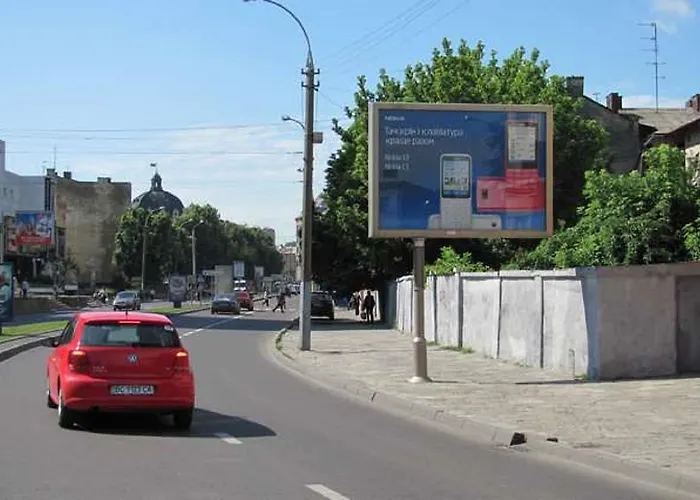 Квартира Подобово На Вулиці Чорновола 31 Біля Форуму У Місті Львові Біля Малевича