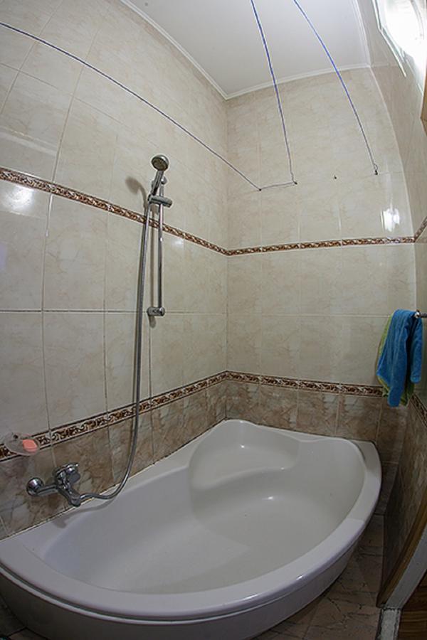 Apartment подобово на вулиці чорновола 31 біля форуму у місті львові біля малевича *