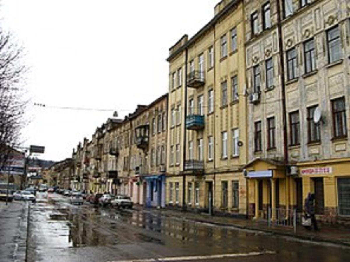 Apartment подобово на вулиці чорновола 31 біля форуму у місті львові біля малевича *